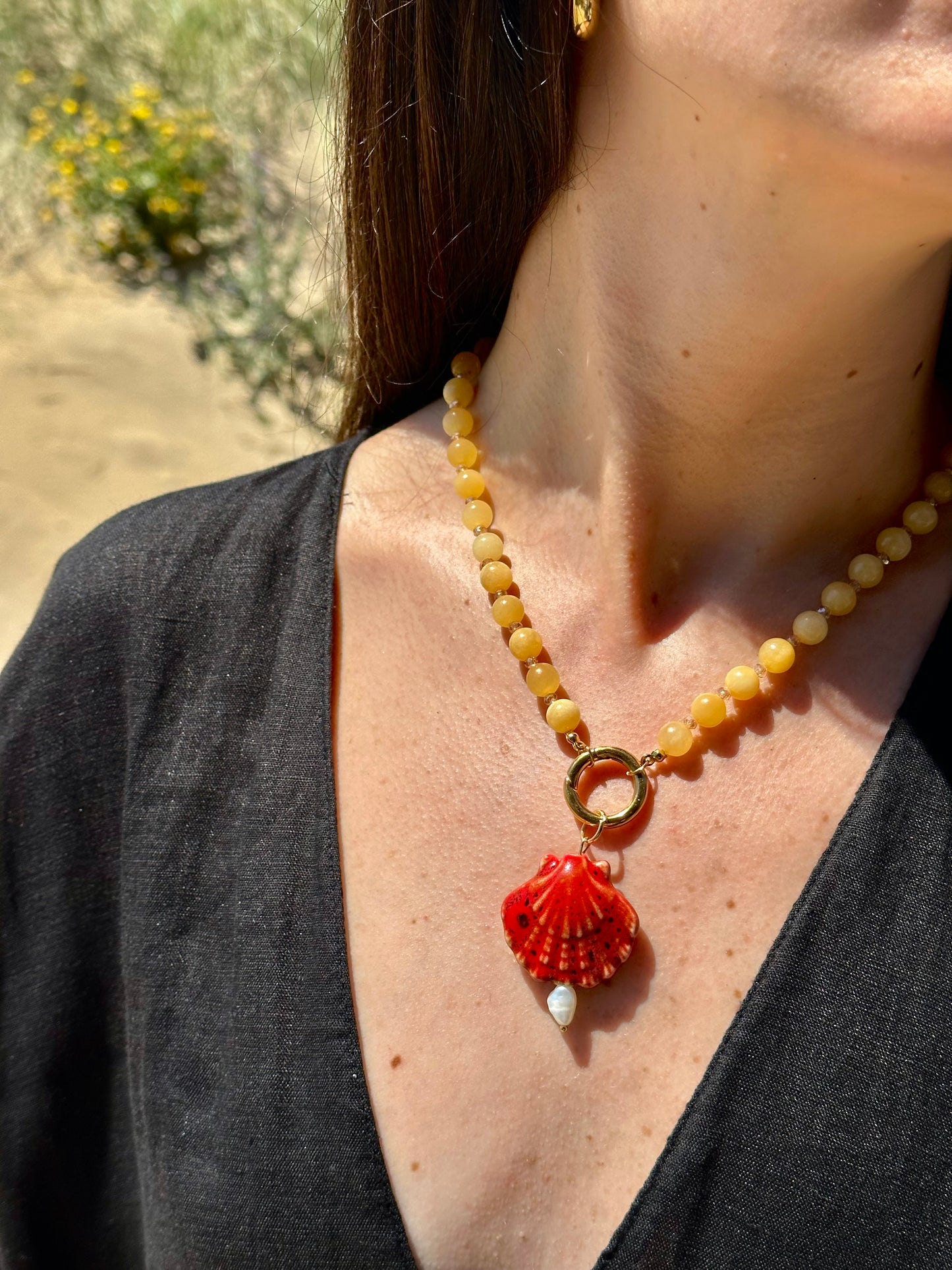 CHARM CONCHA ROJO