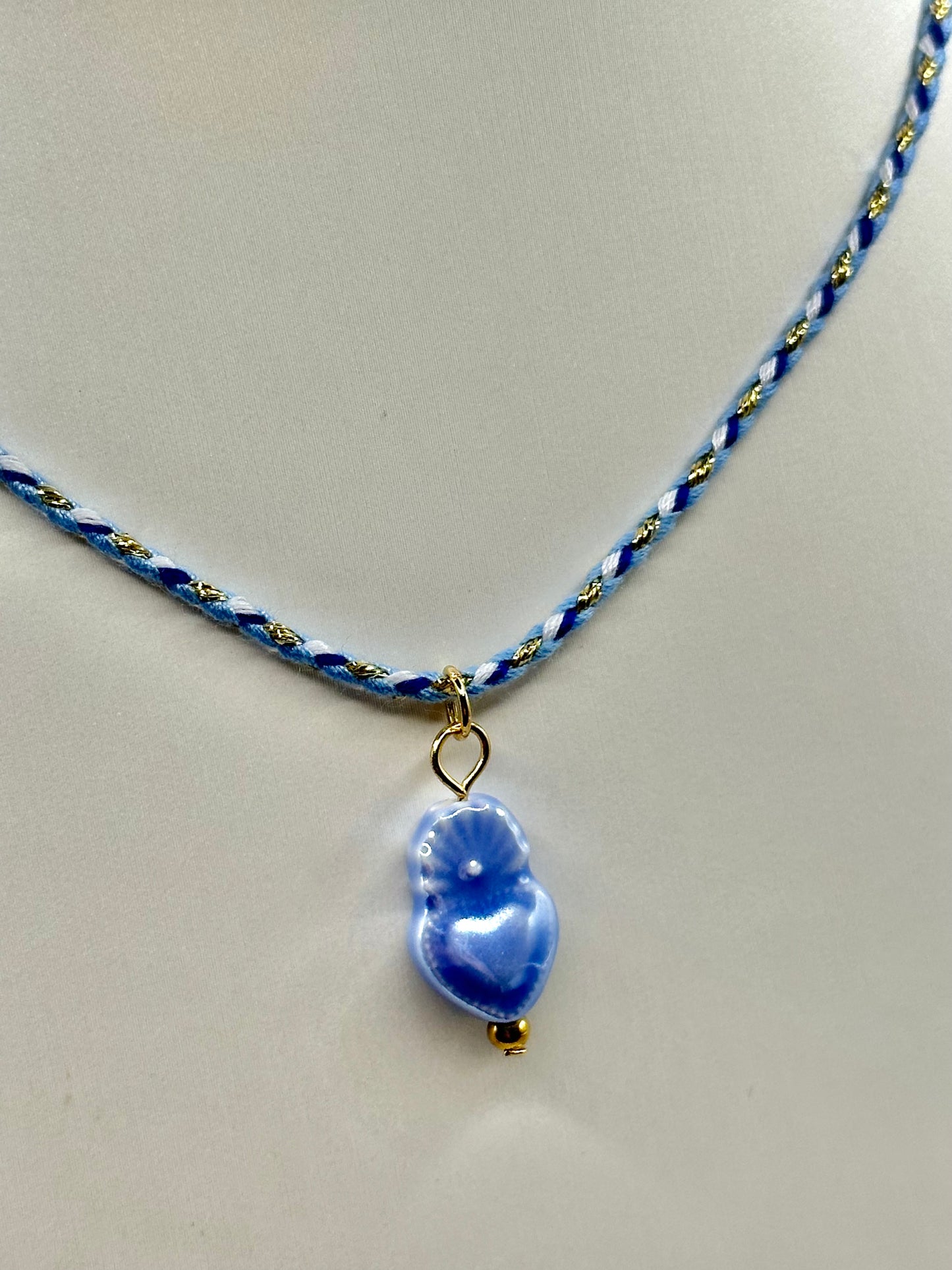 COLLAR HILO TRENZADO