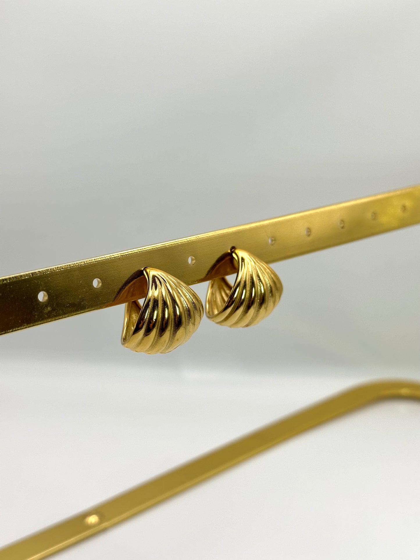 PENDIENTES CARACOLA