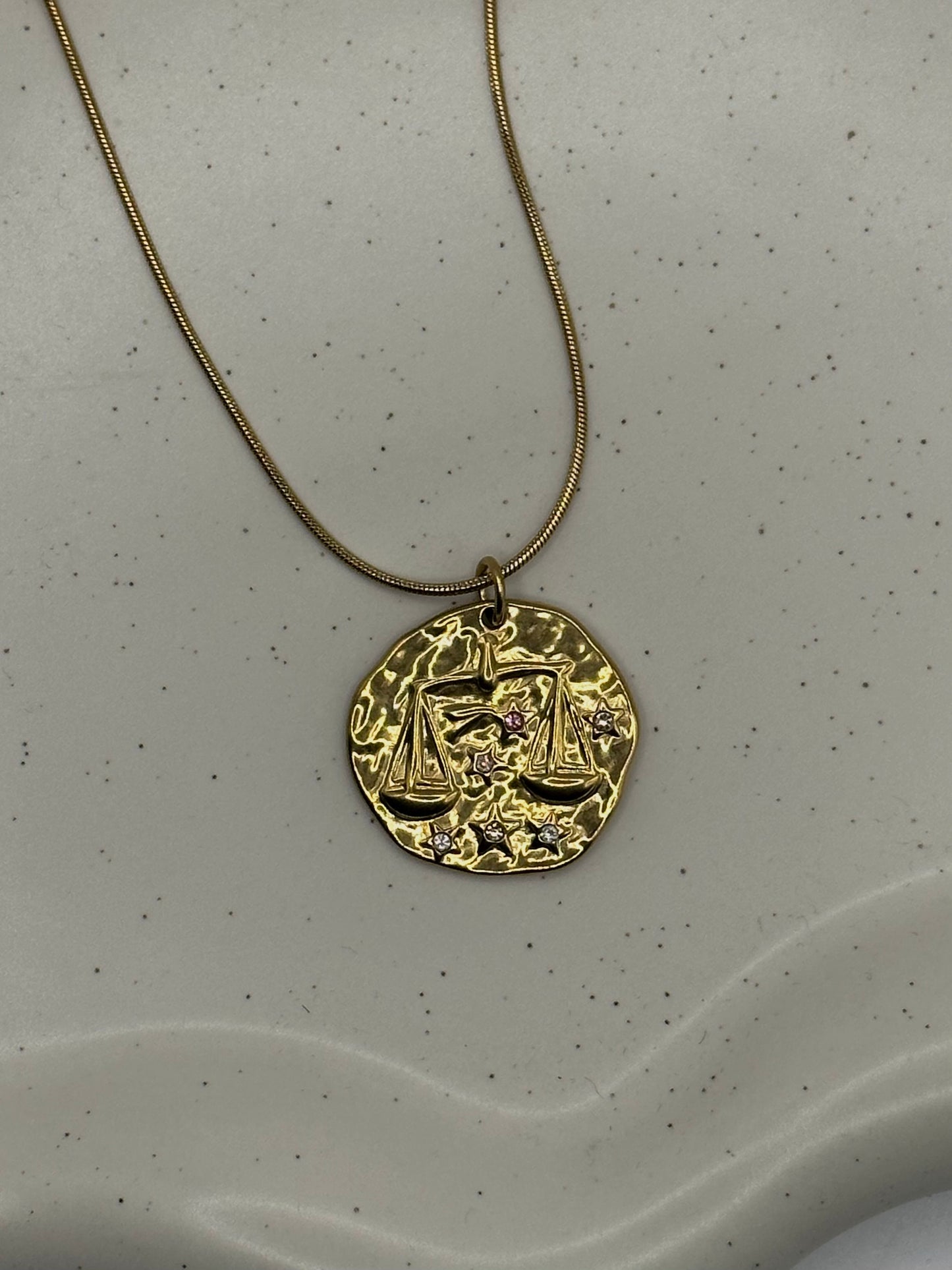 COLLAR SIGNO ZODIACAL