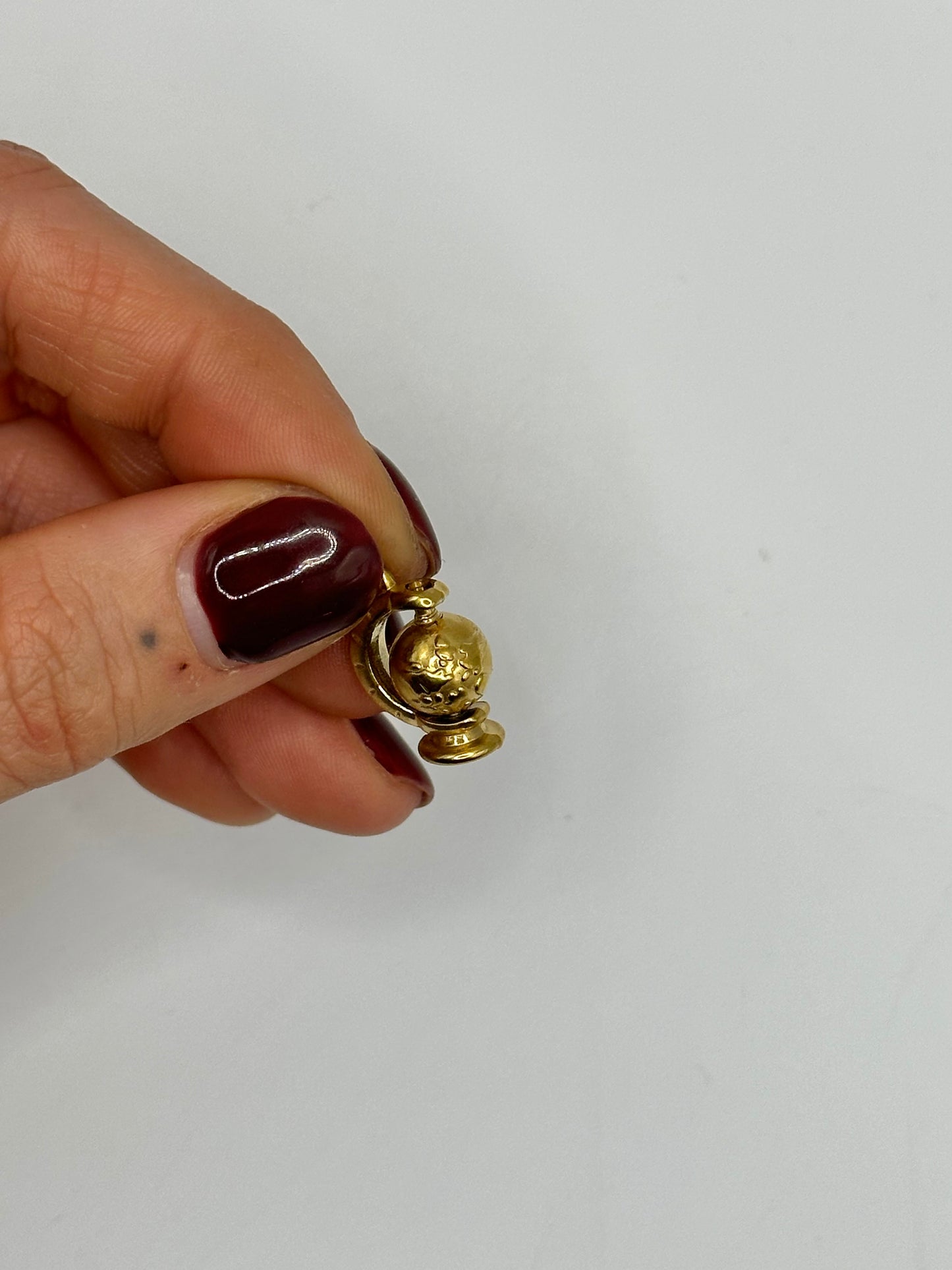 COLGANTE BOLA DEL MUNDO