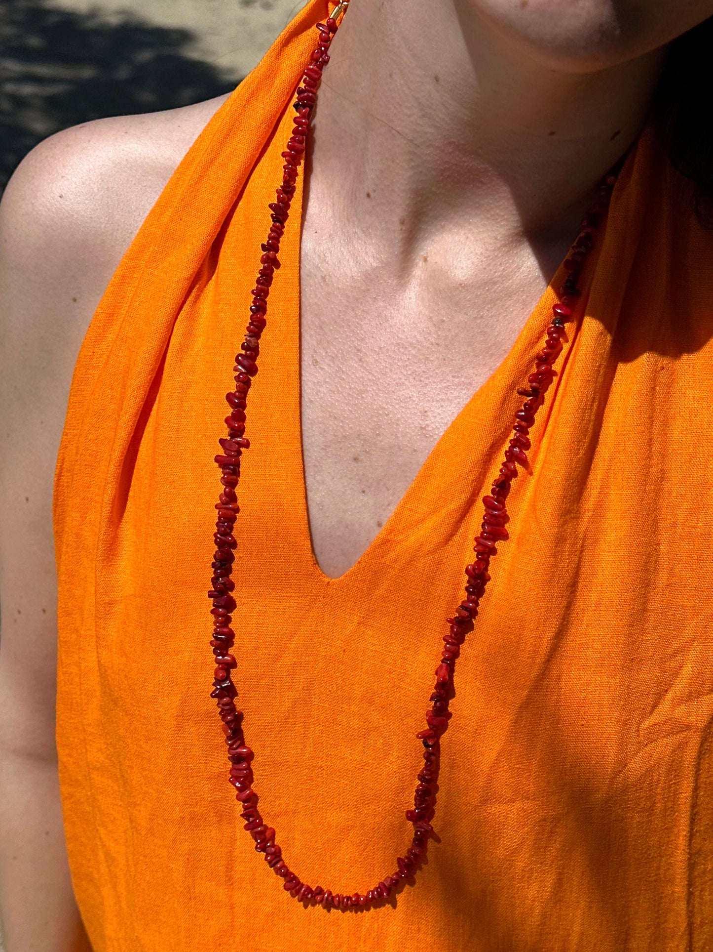 COLLAR CORAL ROJO