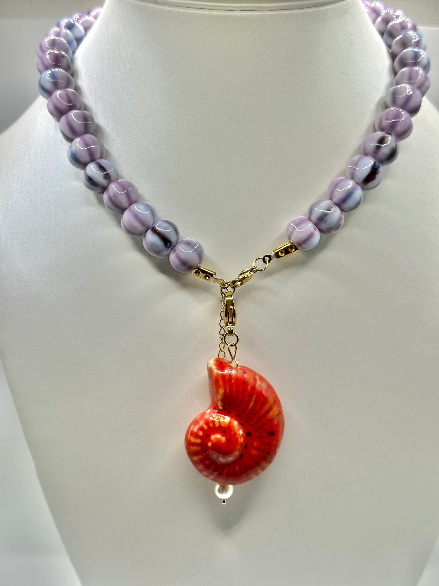 CHARM CARACOLA ROJA