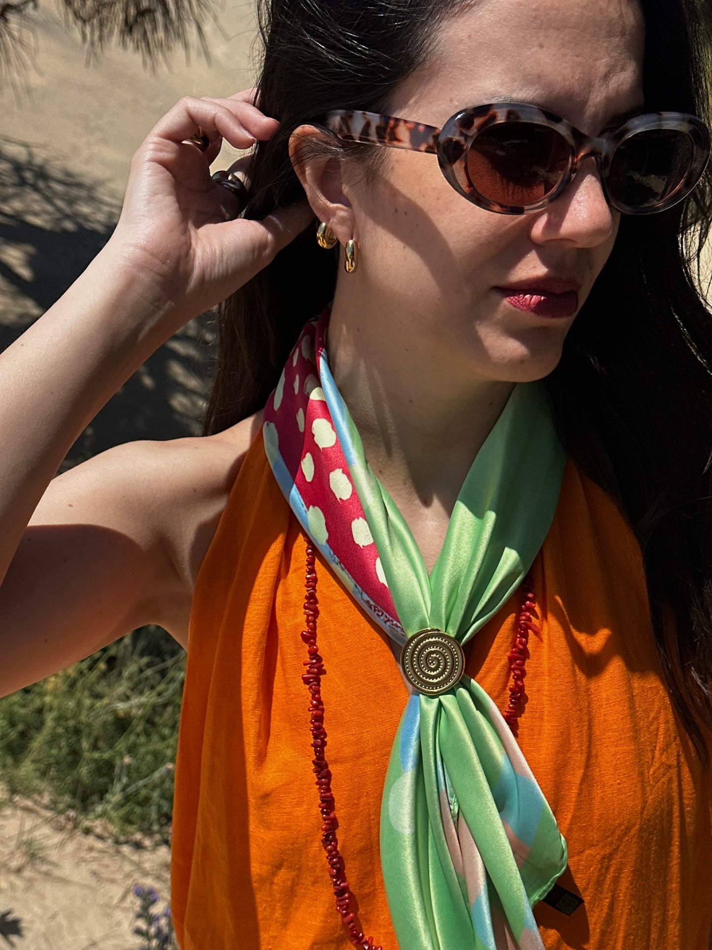 COLLAR CORAL ROJO
