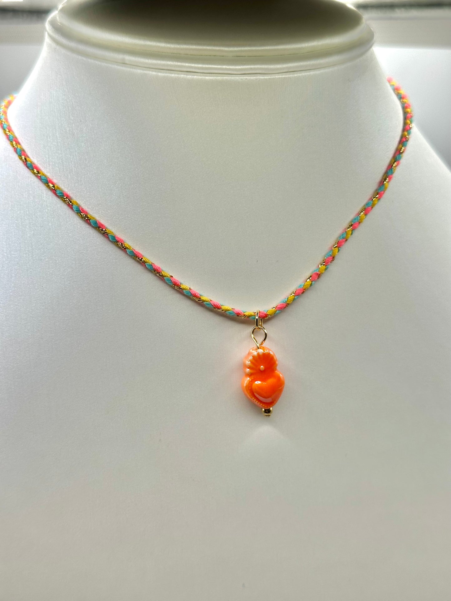 COLLAR HILO TRENZADO