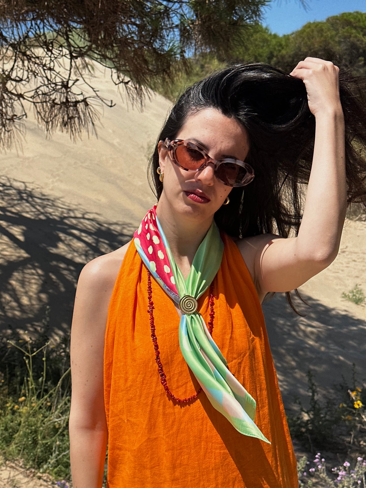 COLLAR CORAL ROJO